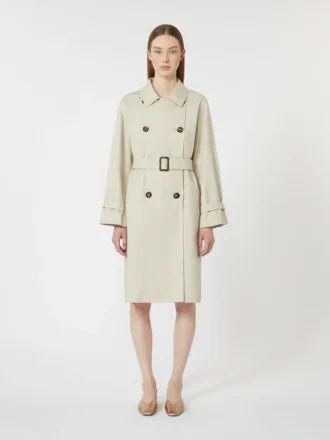 Trench-coat en sergé déperlant à double boutonnage, couleur naturelle Trench-coat en sergé déperlant à double boutonnage, couleur naturelle