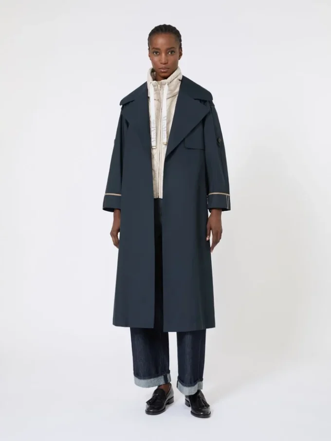 Trench-coat oversize en sergé déperlant, bleu outremer Trench-coat oversize en sergé déperlant, bleu outremer