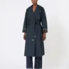 Trench-coat oversize en sergé déperlant, bleu outremer Trench-coat oversize en sergé déperlant, bleu outremer