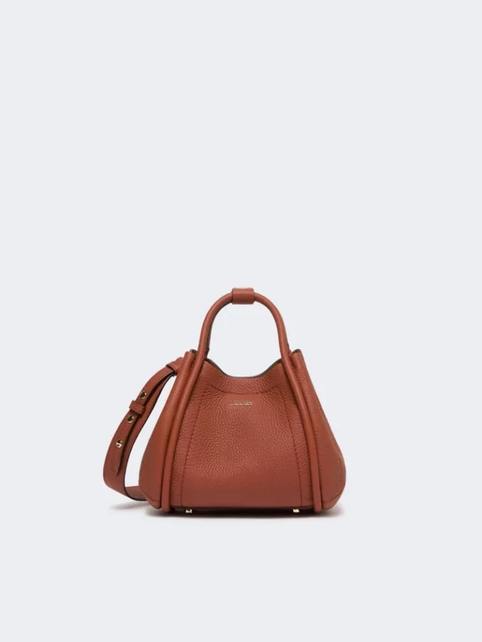 Très petit sac marin en cuir, couleur rouille Très petit sac marin en cuir, couleur rouille
