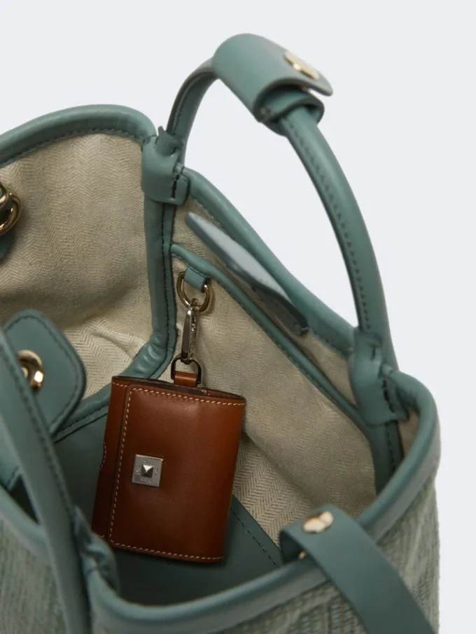 Très petit sac marin en raphia tressé, vert sauge
