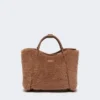 Très petit sac marine en tissu teddy, couleur camel Très petit sac marine en tissu teddy, couleur camel