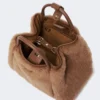 Très petit sac marine en tissu teddy, couleur camel Très petit sac marine en tissu teddy, couleur camel