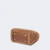 Très petit sac marine en tissu teddy, couleur camel Très petit sac marine en tissu teddy, couleur camel