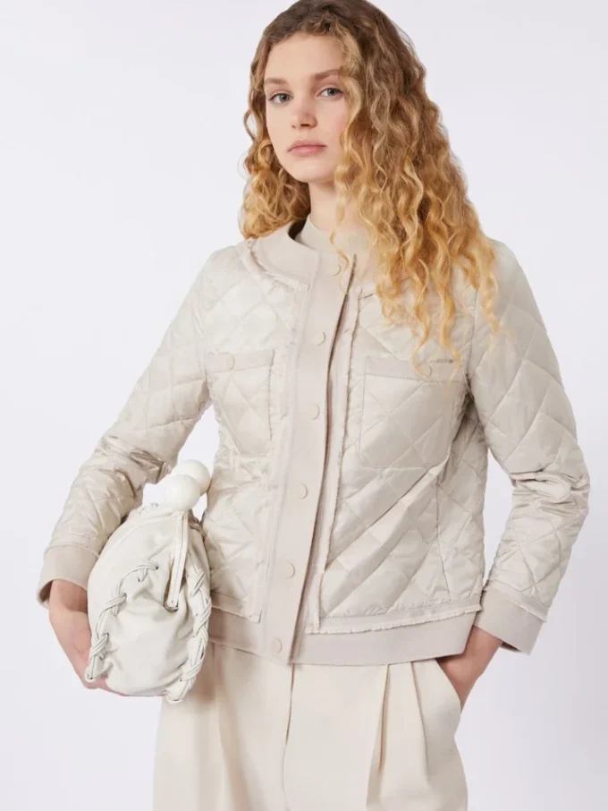 Veste courte matelassée en toile déperlante, couleur sable