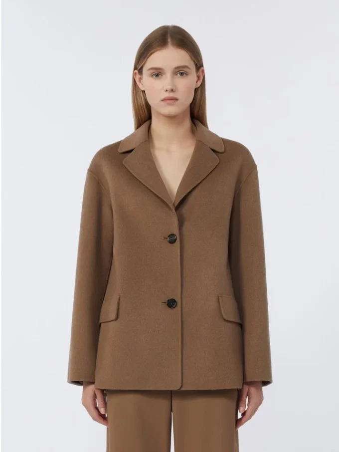 Veste en laine Double Face à simple boutonnage, couleur camel Veste en laine Double Face à simple boutonnage, couleur camel