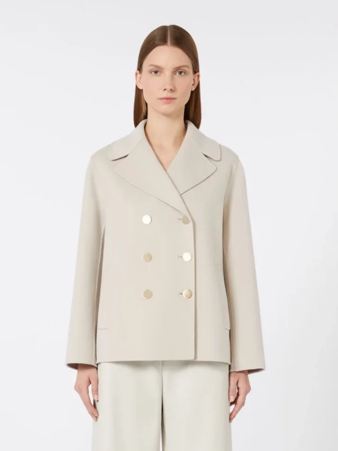 Veste en laine épaisse, couleur sable Veste en laine épaisse, couleur sable