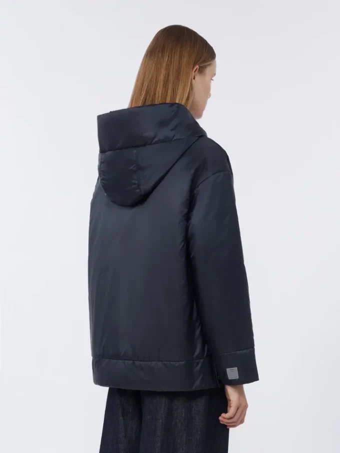 Veste matelassée à capuche en toile déperlante, bleu nuit Veste matelassée à capuche en toile déperlante, bleu nuit