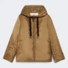Veste matelassée à capuche hydrofuge, couleur caramel Veste matelassée à capuche hydrofuge, couleur caramel