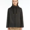Veste matelassée à capuche hydrofuge, noire Veste matelassée à capuche hydrofuge, noire