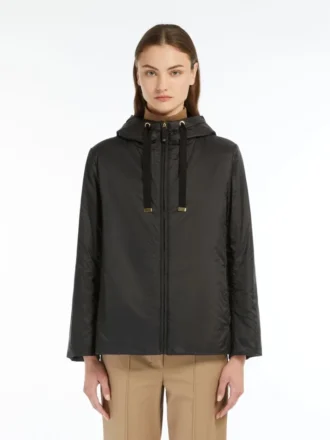 Veste matelassée à capuche hydrofuge, noire