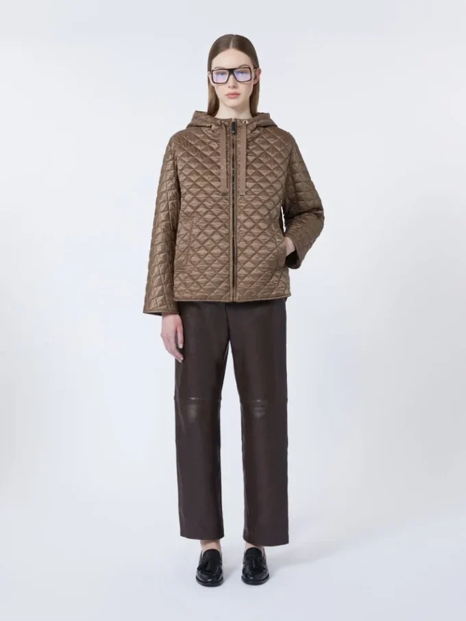 Veste matelassée en toile matelassée déperlante, couleur tabac Veste matelassée en toile matelassée déperlante, couleur tabac