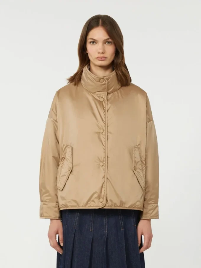 Veste matelassée réversible en toile déperlante, couleur noisette Veste matelassée réversible en toile déperlante, couleur noisette